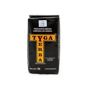 Tyga con Moringa