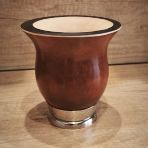 Camionero calabaza pulida con base